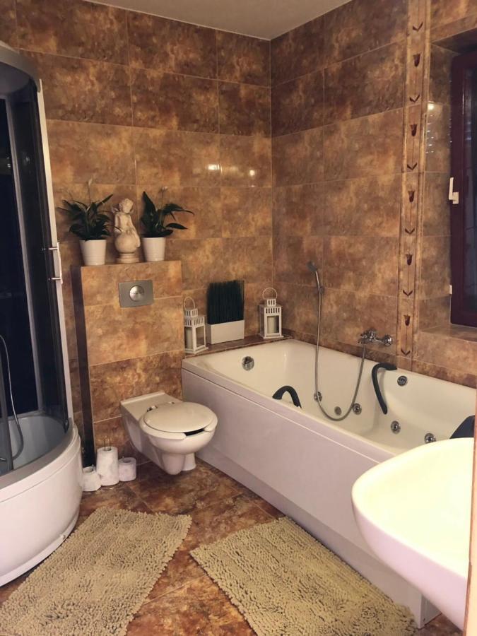 Wisniowa  Grand Panorama B&B 외부 사진